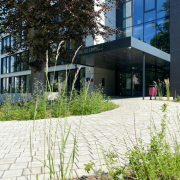Eingang des Canisius Campus Dortmund